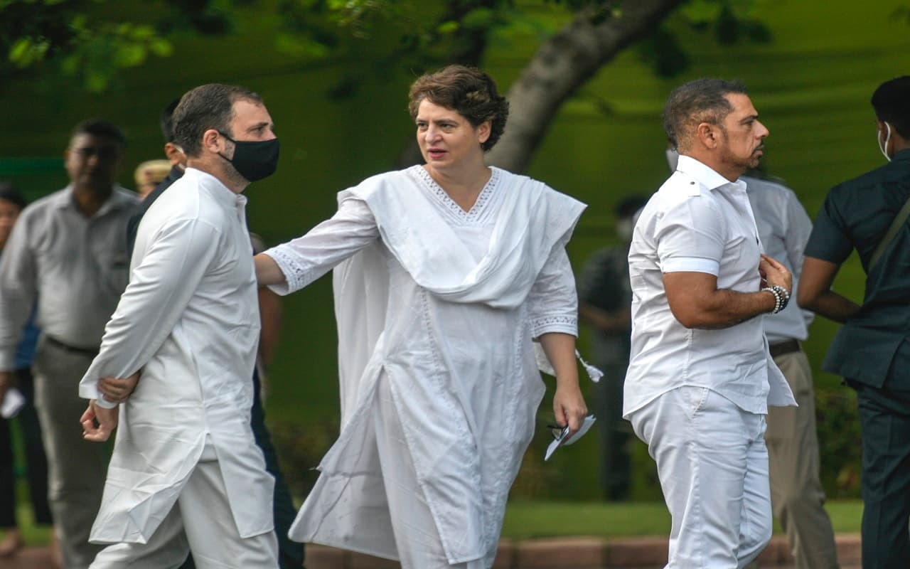 Congress President List: गैर गांधी परिवार के लोग भी संभाल चुके हैं कांग्रेस की कमान, जानिए उनके बारे में