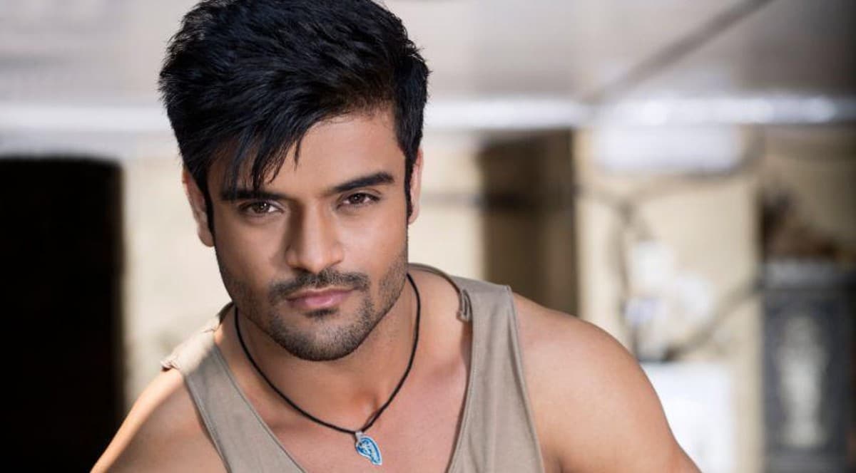 अक्षरा सिंह के साथ "डार्लिंग" से डेब्यू करेंगे राहुल शर्मा, अब भोजपुरी फिल्मों में आजमायेंगे किस्मत