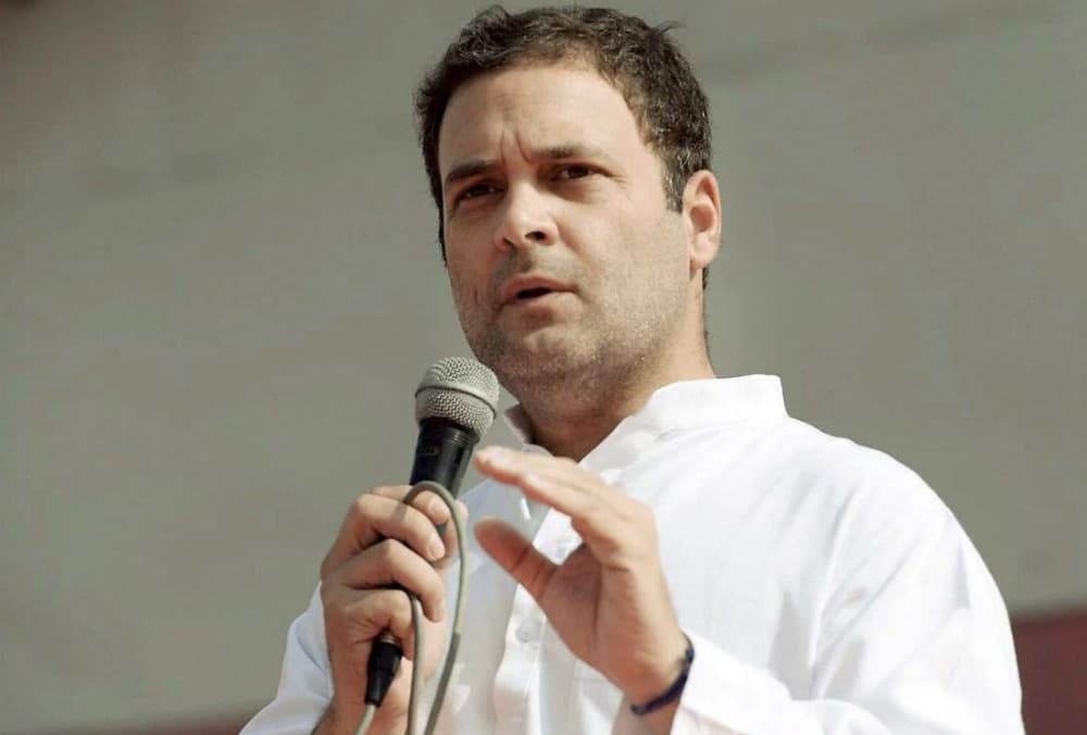 PM मोदी के देश के नाम संबोधन से ठीक पहले आया राहुल गांधी का वीडियो, कहा : मजदूरों को घर तक पहुंचाने की करें घोषणा