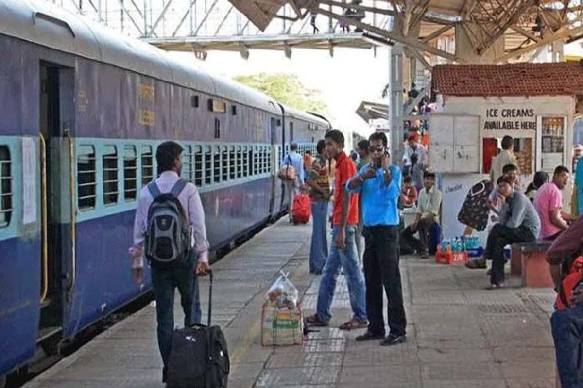 IRCTC Refund Rules: जानें ट्रेन टिकट कैंसिल होने पर कितना मिलता है रिफंड, सम्पूर्ण जानकारी और नियम