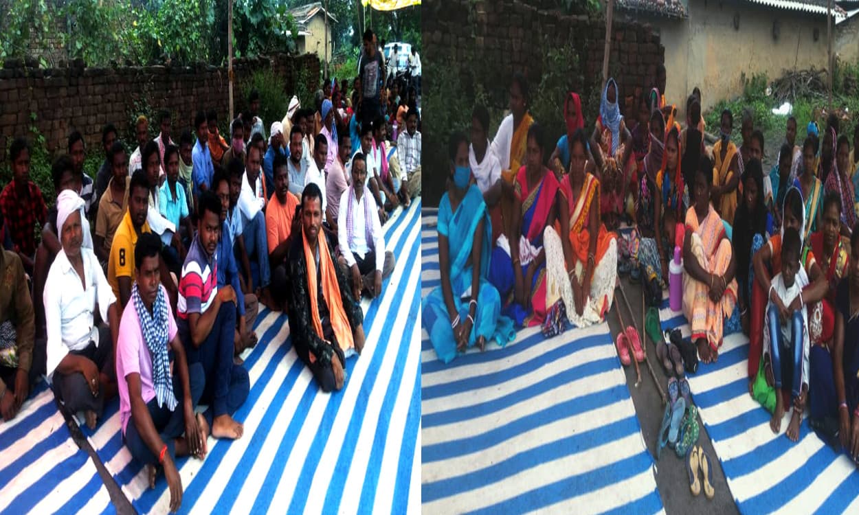 अपनी मांगों के समर्थन में पांचवें दिन भी धरना पर बैठे हैं रैयत विस्थापित मोर्चा के लोग, नहीं ले रहा कोई सुध