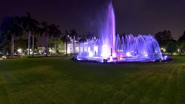 Independence Special: कोठी हयात बख्श यूं बनी राजभवन, जानें क्यों नहीं रह पाए नवाब, अंग्रेजों ने बनाया आशियाना