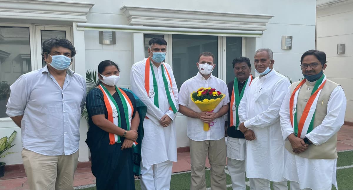 नई दिल्ली में राहुल गांधी और CM हेमंत सोरेन से मिली झारखंड प्रदेश कांग्रेस की नयी टीम