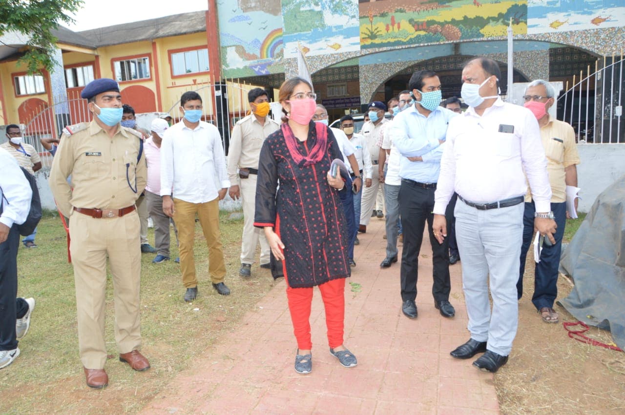 7 स्पेशल ट्रेनों में भरकर लेह-लद्दाख जा रहे हैं झारखंड के श्रमिक, 12 जून को पहली ट्रेन को रवाना करेंगे हेमंत सोरेन