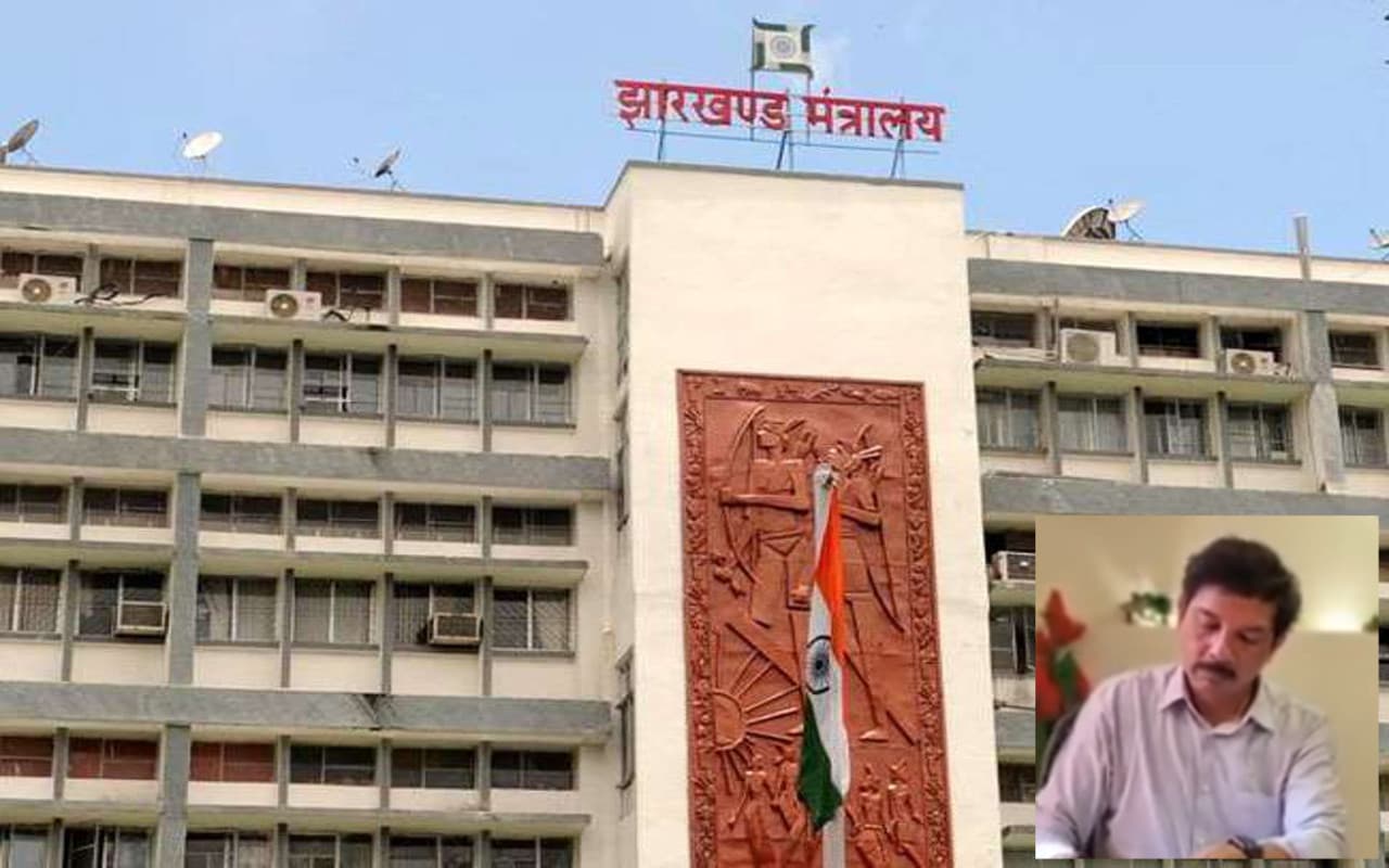 Jharkhand News: आईएएस राजीव अरुण एक्का से शो-कॉज की तैयारी, जल्द भेजा जाएगा नोटिस