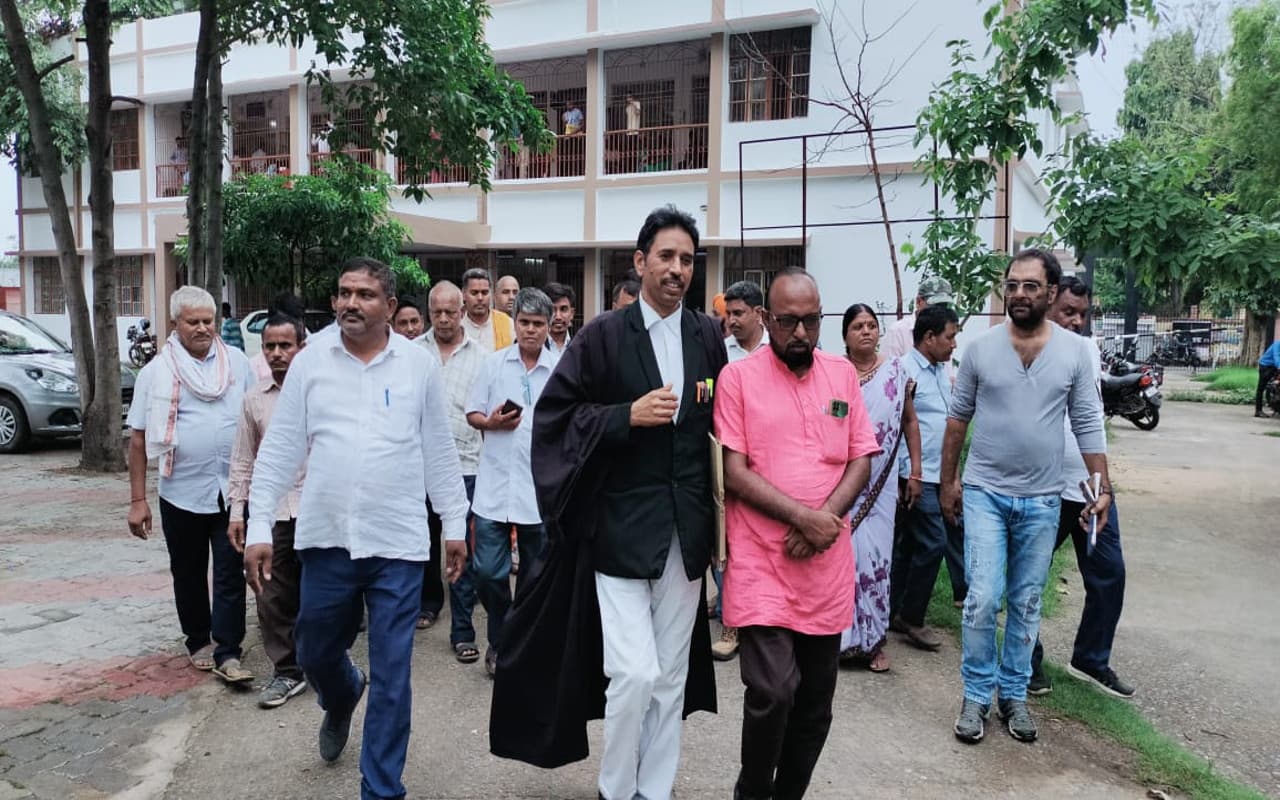 कोडरमा गोलीकांड मामला: 20 साल बाद आया फैसला, पूर्व MLA राजकुमार यादव सहित 22 बरी