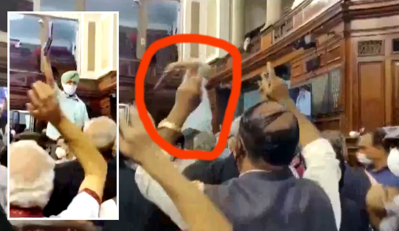कांग्रेस के सांसद ने संसद को किया शर्मसार, टेबल पर चढ़कर स्पीकर पर रूल बुक फेंकी, देखें VIDEO
