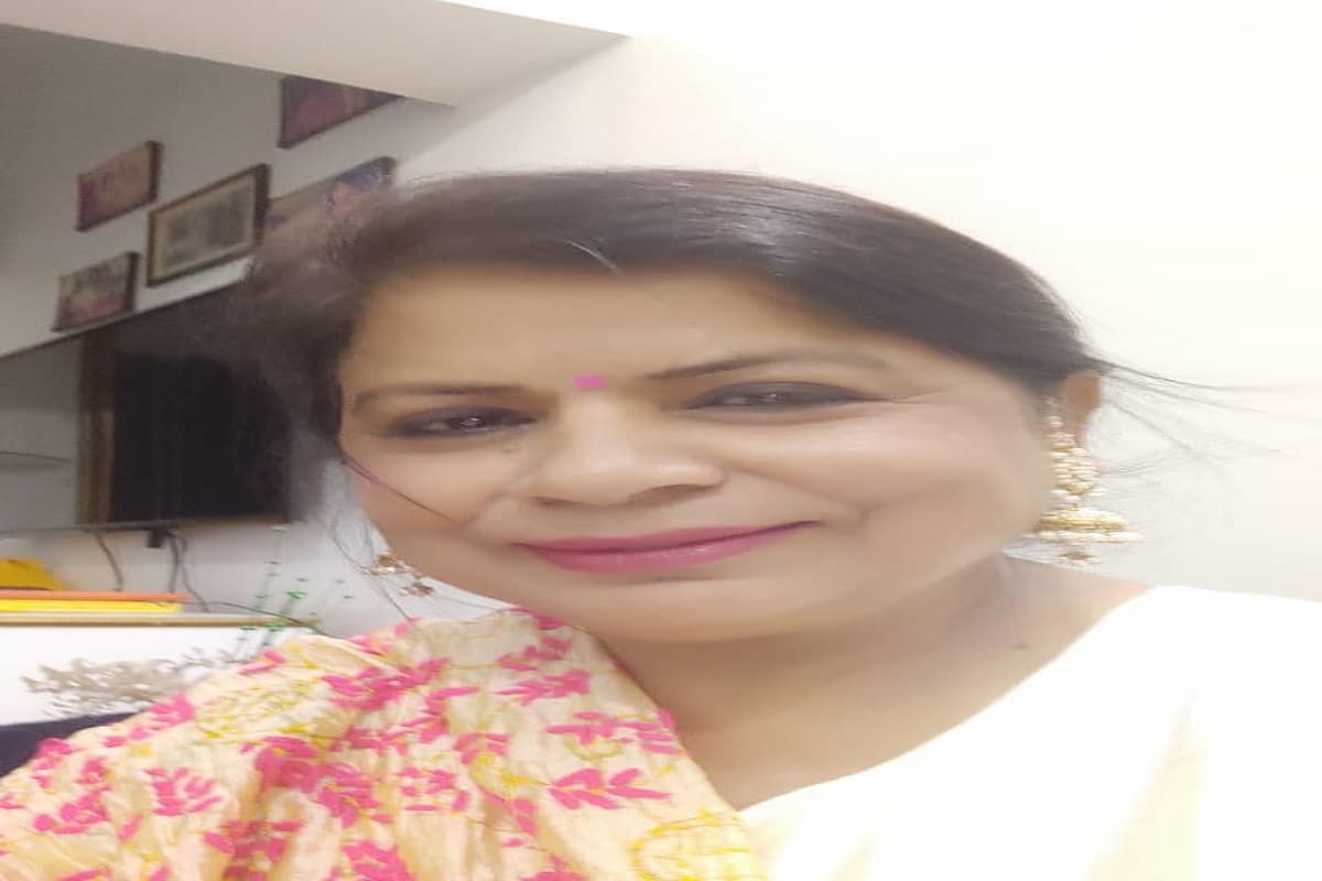 Raksha Bandhan 2022: मां का प्यार देने वाले भाई की हो गयी मौत, तो रक्षाबंधन पर पौधे लगाकर बांधती हैं राखी