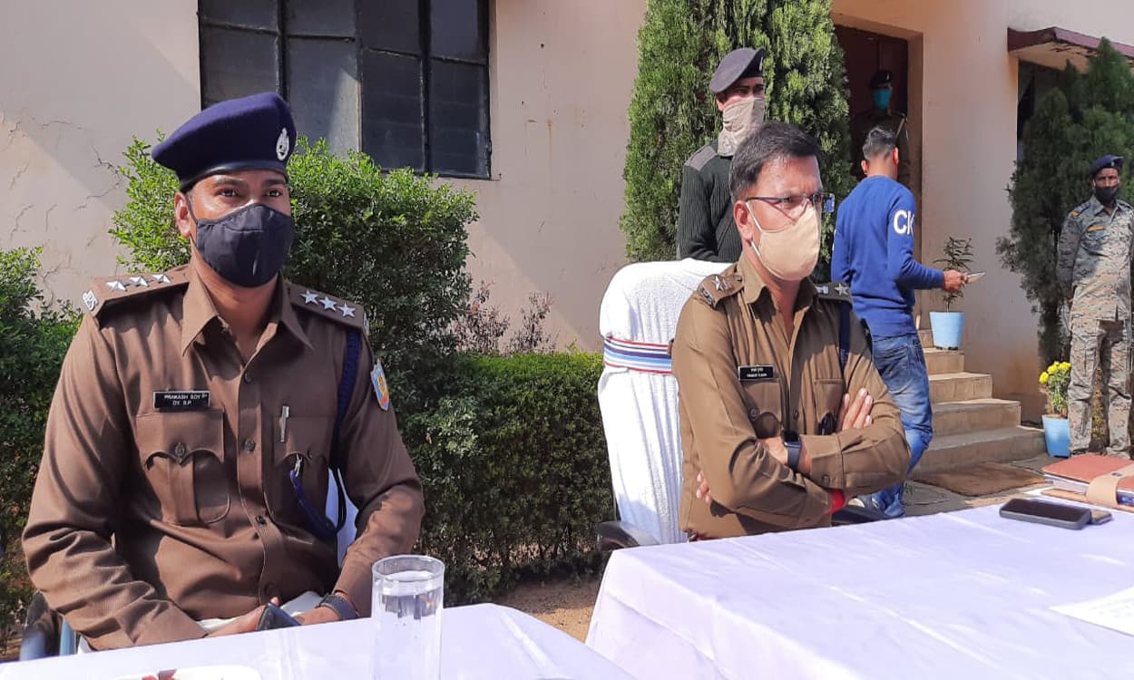 अपराधियों पर भारी पड़ी रामगढ़ जिला की पुलिस, साल 2020 में करीब 1400 मामले हुए दर्ज, 900 लोगों की हुई गिरफ्तारी