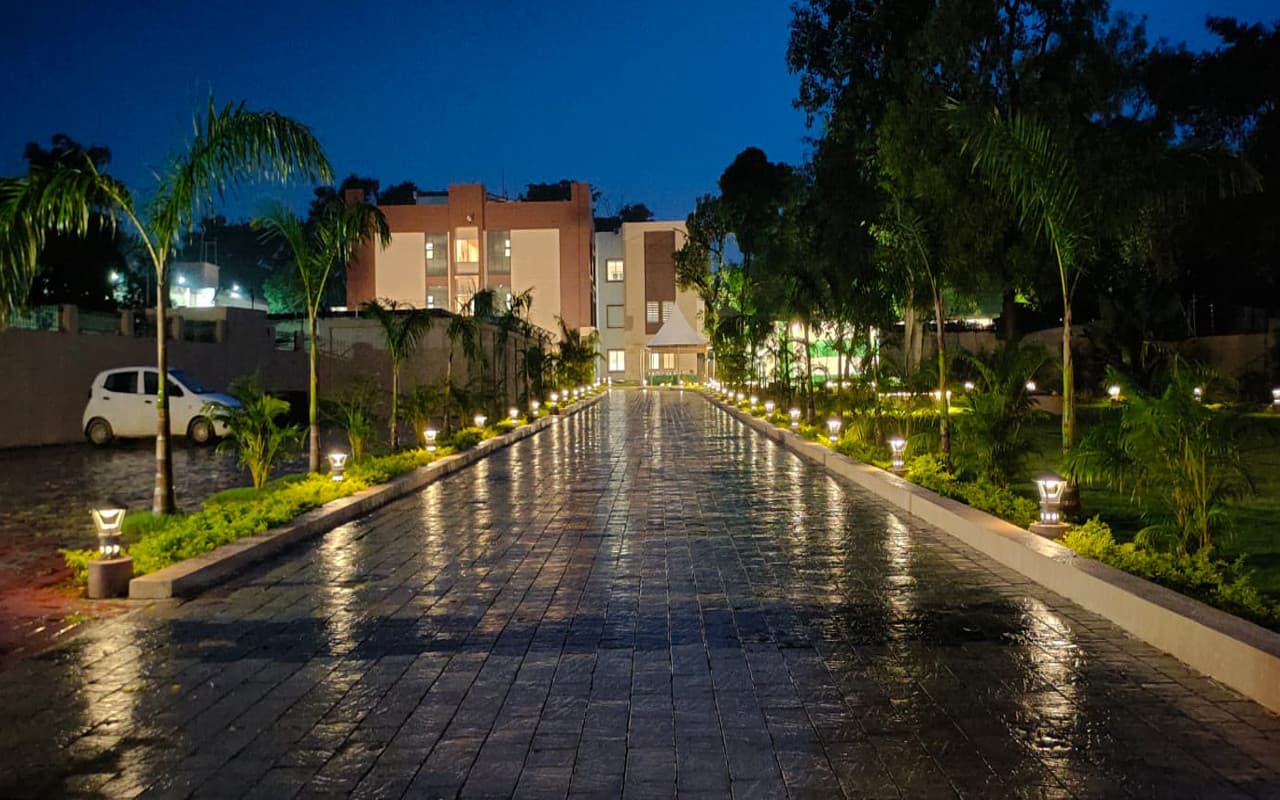 रांची का सर्किट हाउस बना कैंप, मंत्रियों समेत सभी विधायकों को यहीं रहने का मिला निर्देश, देखें Pics