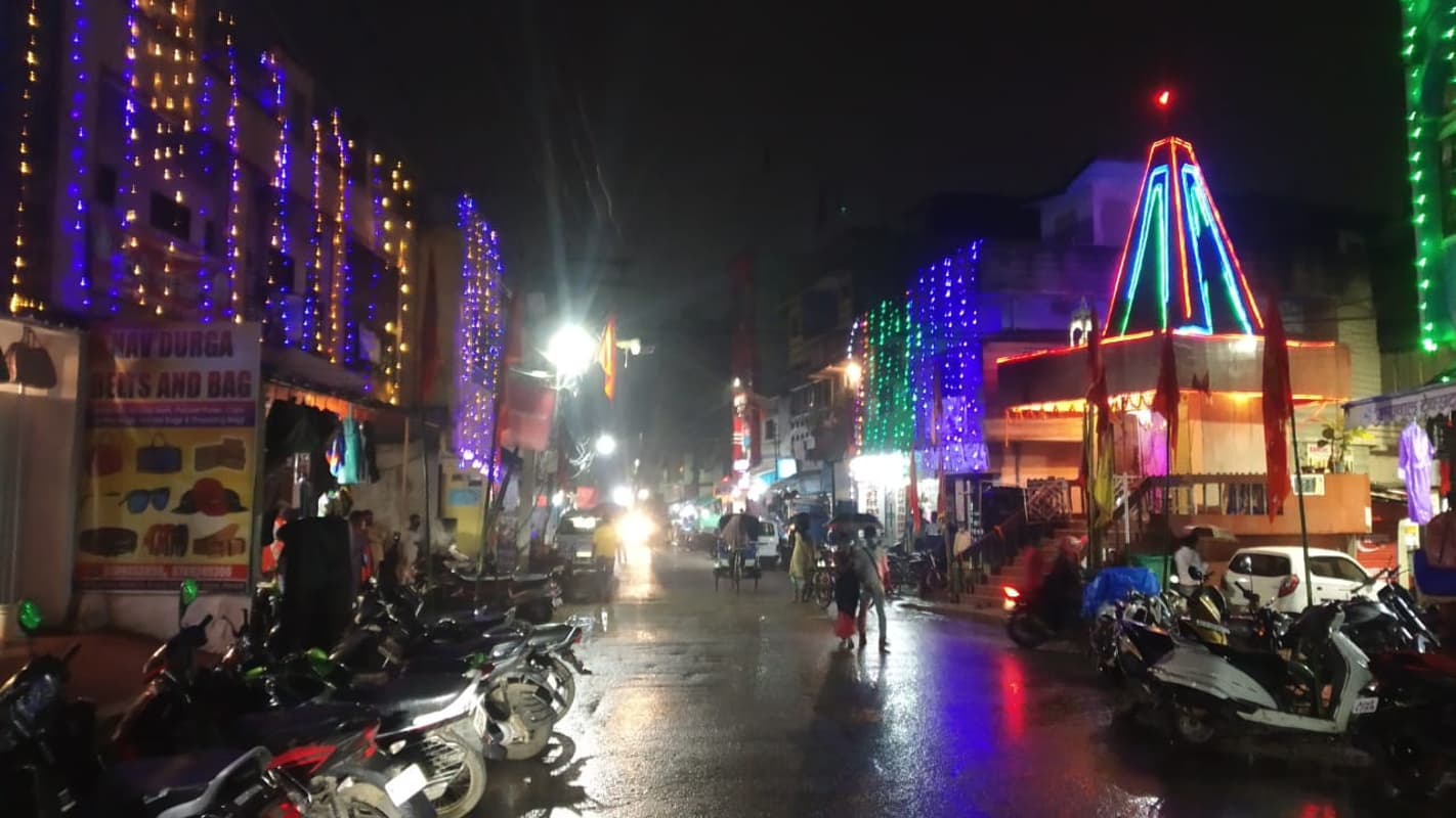 श्रीराम मंदिर निर्माण के भूमि पूजन पर झारखंड हुआ राममय, घी के दीये जले, दीपों से लिखा जय श्रीराम