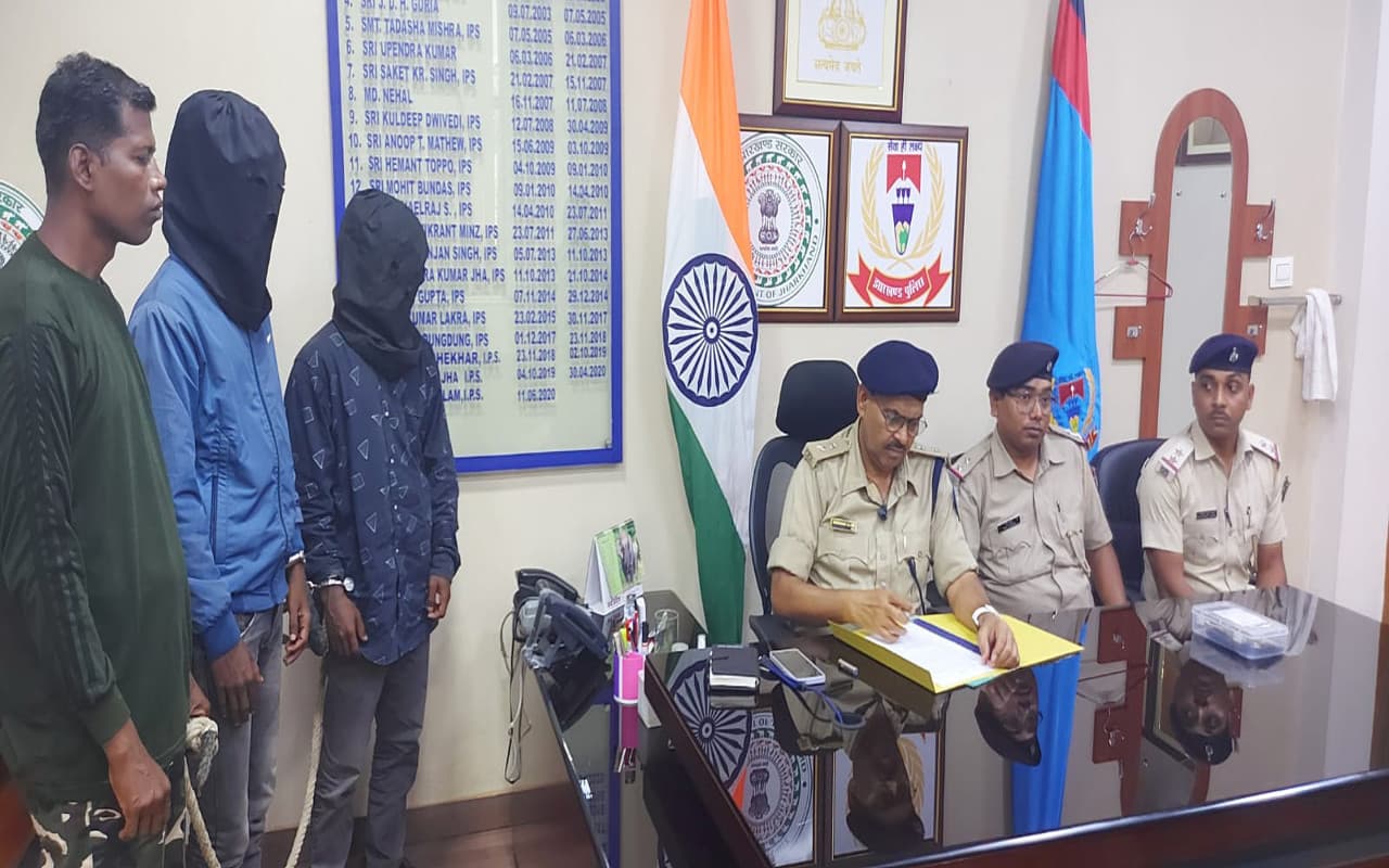 रांची के पिठौरिया में लेवी का पैसा लेते दो आरोपी गिरफ्तार, नक्सली संगठन TPC के नाम पर मांगी थी लेवी