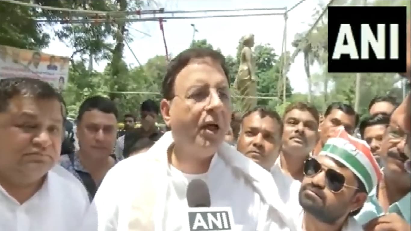 MP Election 2023: सुरजेवाला ने शिवराज सरकार पर बोला हमला, कहा- पूर्वजों का अपमान करना बीजेपी की संस्कृति