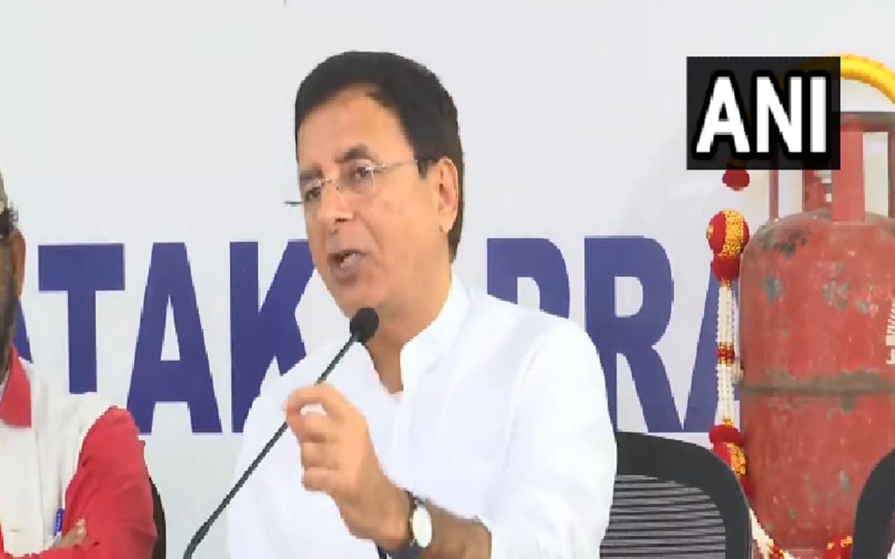 अमृतपाल सिंह की गिरफ्तारी पर कांग्रेस ने उठाये सवाल, कहा- किसने भागने में मदद की, होना चाहिए खुलासा