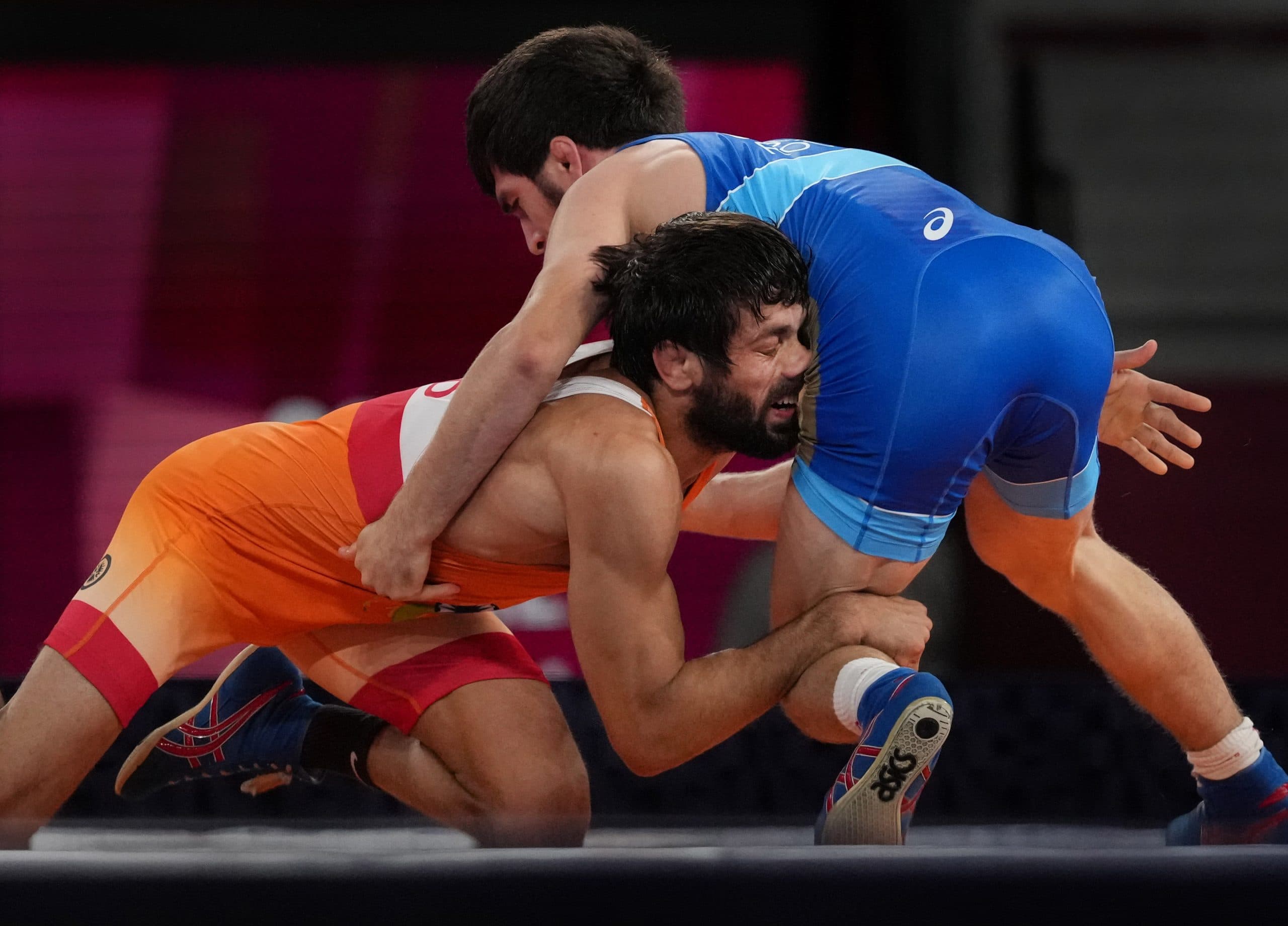 Tokyo Olympics: पहलवान रवि दहिया पर पैसों की बरसात, हरियाणा सरकार देगी 4 करोड़, क्लास 1 की नौकरी और प्लॉट