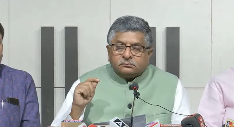 100 Crore Per Month: ‘100 करोड़ उगाही’ पर महाराष्ट्र सरकार को रविशंकर प्रसाद ने धो कर रख दिया, बोले- छोड़ेंगे नहीं, सड़क पर उतरेंगे