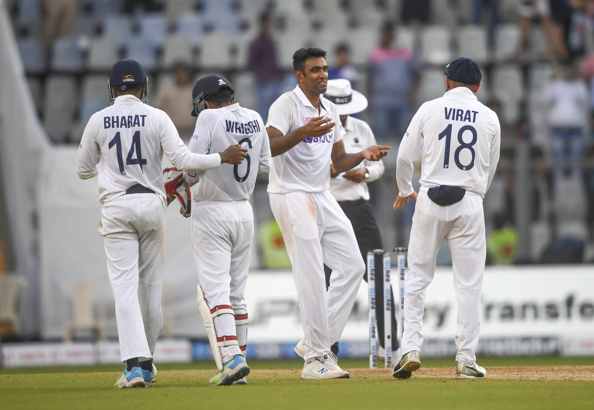 Ind vs NZ: रविचंद्रन अश्विन ने टेस्ट में जमाया फास्टेस्ट ट्रिपल सेंचुरी, 9वीं बार चुने गये मैन ऑफ दी सीरीज