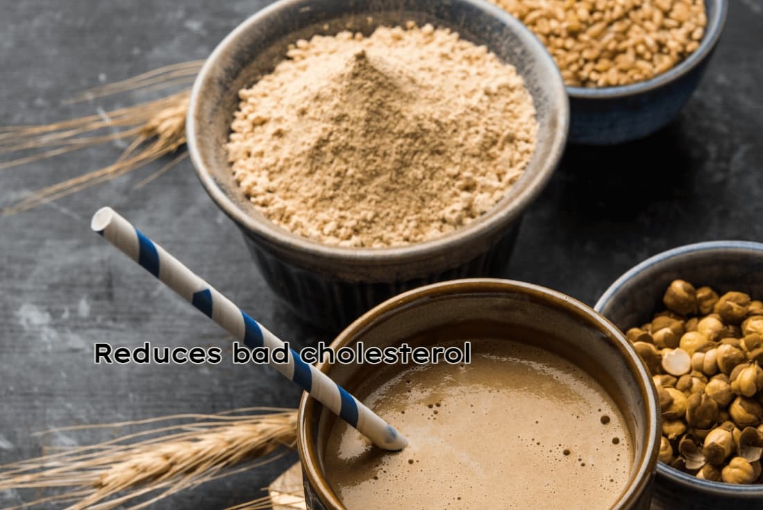 एक गिलास सत्तू का रोजाना सेवन कम करता है कोलेस्ट्रॉल, इस ड्राई फ्रूट के साथ करें इस्तेमाल