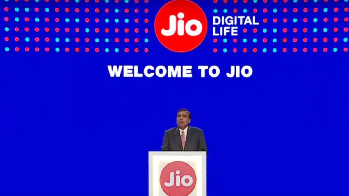 Reliance AGM: रिलायंस बनी देश की सबसे बड़ी पराली से ईंधन बनाने वाली कंपनी, 20 लाख टन कार्बन उत्सर्जन होगा कम