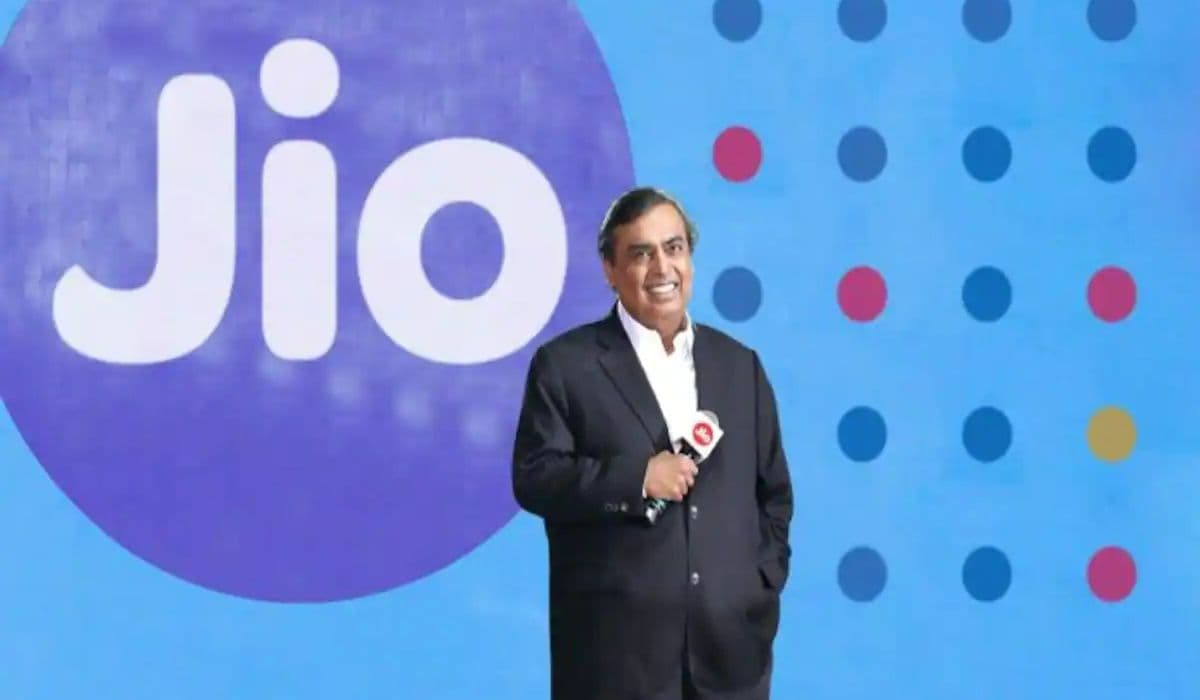 JIO का यह पोस्टपेड प्लान है छोटी फैमिली के लिए बेस्ट, यहां जानें बेनिफिट्स