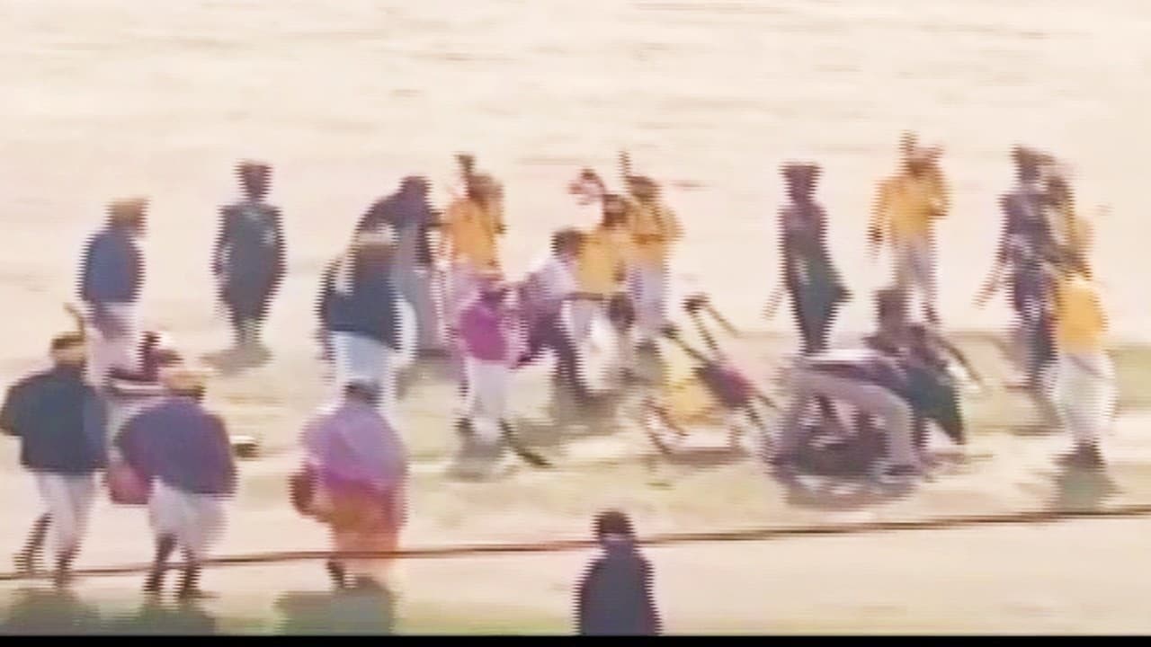 Republic Day Parade 2022: गणतंत्र दिवस परेड में गिरा ड्रोन, परफॉर्म कर रही महिलाएं हुईं घायल