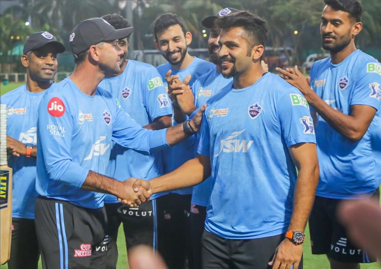 IPL 2022: दिल्ली के कोच रिकी पोंटिंग ने कप्तान ऋषभ पंत और रिटेन किये गये खिलाड़ी को सौंपी बड़ी जिम्मेदारी
