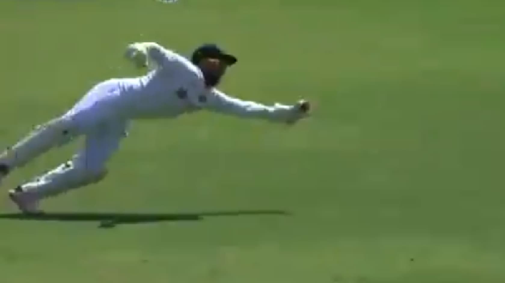 IND vs ENG : जब पंत बन गये 'सुपर मैन', एक हाथ से लपका हैरतअंगेज कैच, VIDEO वायरल