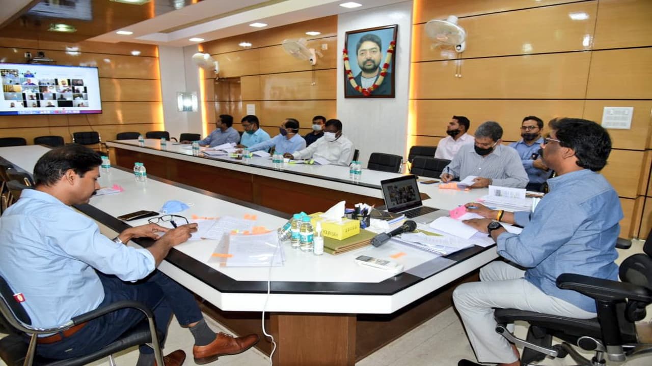 झारखंड को 539 किमी लंबी 21 सड़क परियोजनाओं की मिली सौगात, केंद्रीय मंत्री नितिन गडकरी से CM हेमंत ने नयी परियोजनाओं संबंधी रखी कई बात