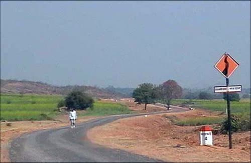 रांची जमशेदपुर के रास्ते पर चल रहे महुलिया फोर लेन का काम लक्ष्य से पीछे, जानें क्या है अब तक के काम की स्थिति