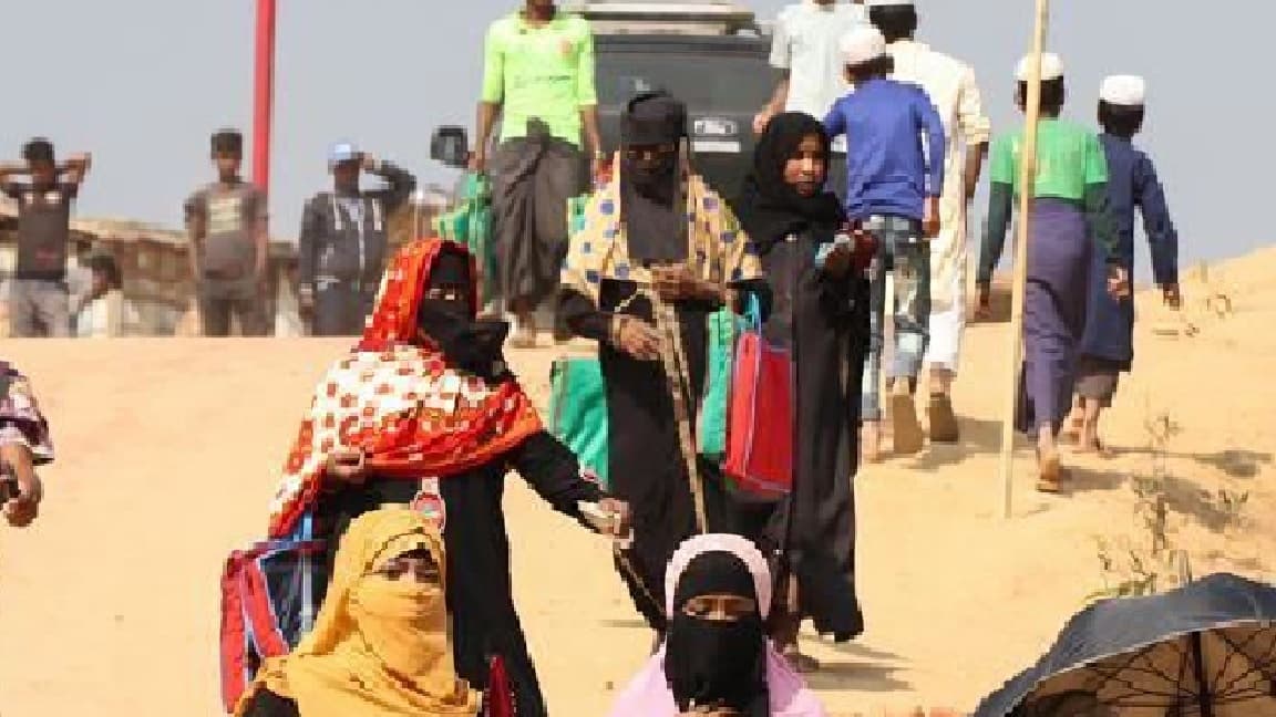 रोहिंग्या मसलमानों की हो रही है अवैध एंट्री, फर्जी तरीके से बनाए जा रहे हैं राशन और पैन कार्ड, जानिए कैसे होता है सारा खेल