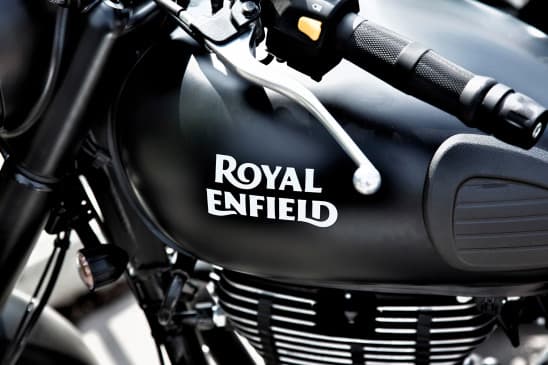 Royal Enfield की इन मोटरसाइकिलों में शॉर्ट सर्किट का खतरा, 2.36 लाख बाइक्स रिकॉल, चेक कर लीजिए आपकी बाइक लिस्ट में है या नहीं