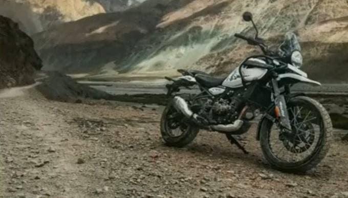रॉयल एनफील्ड की Himalayan 452 कब होगी लॉन्च, आप जानते हैं? नहीं, तो जानिए