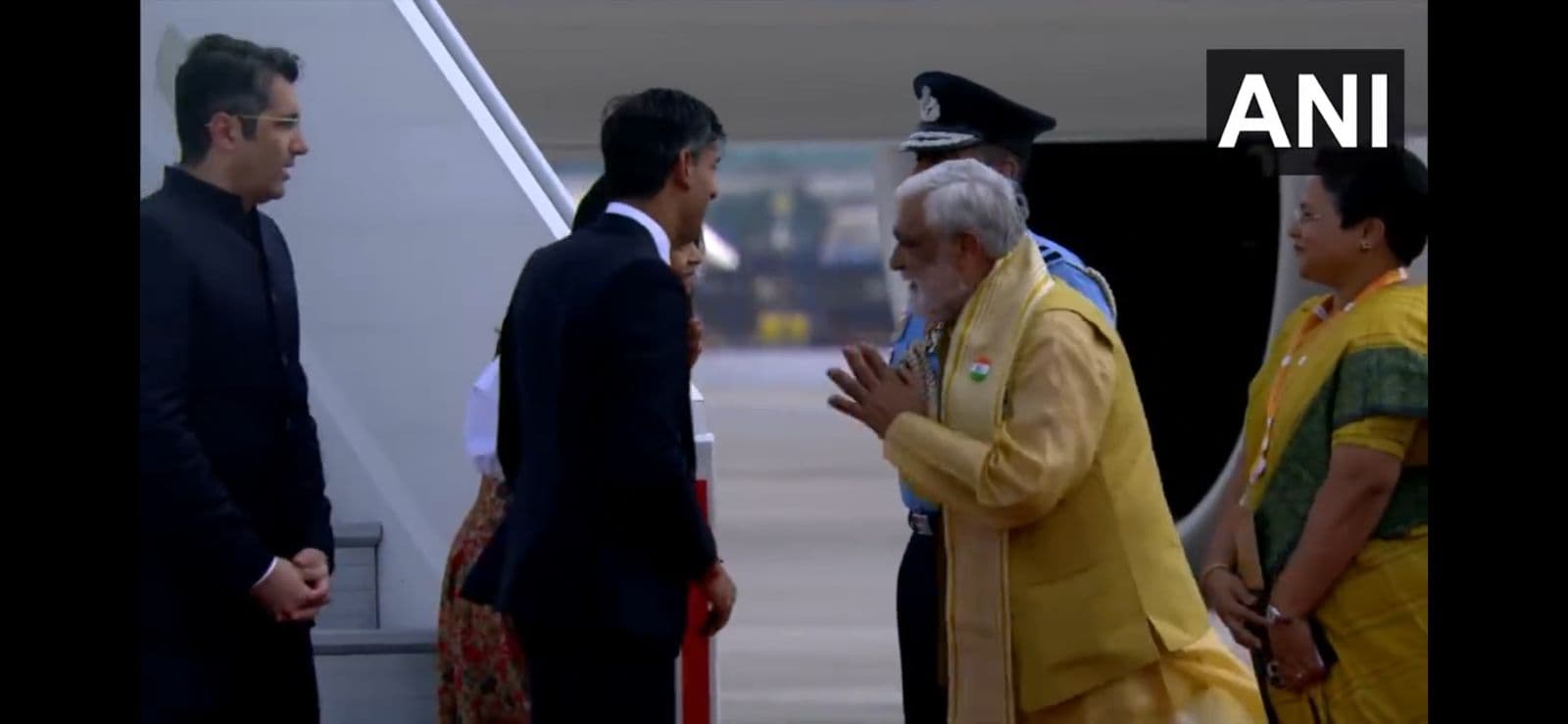 G20 Summit: भारत पहुंचे ऋषि सुनक, कहा- दामाद के रूप में यह खास विजिट, PM मोदी के साथ करेंगे द्विपक्षीय वार्ता