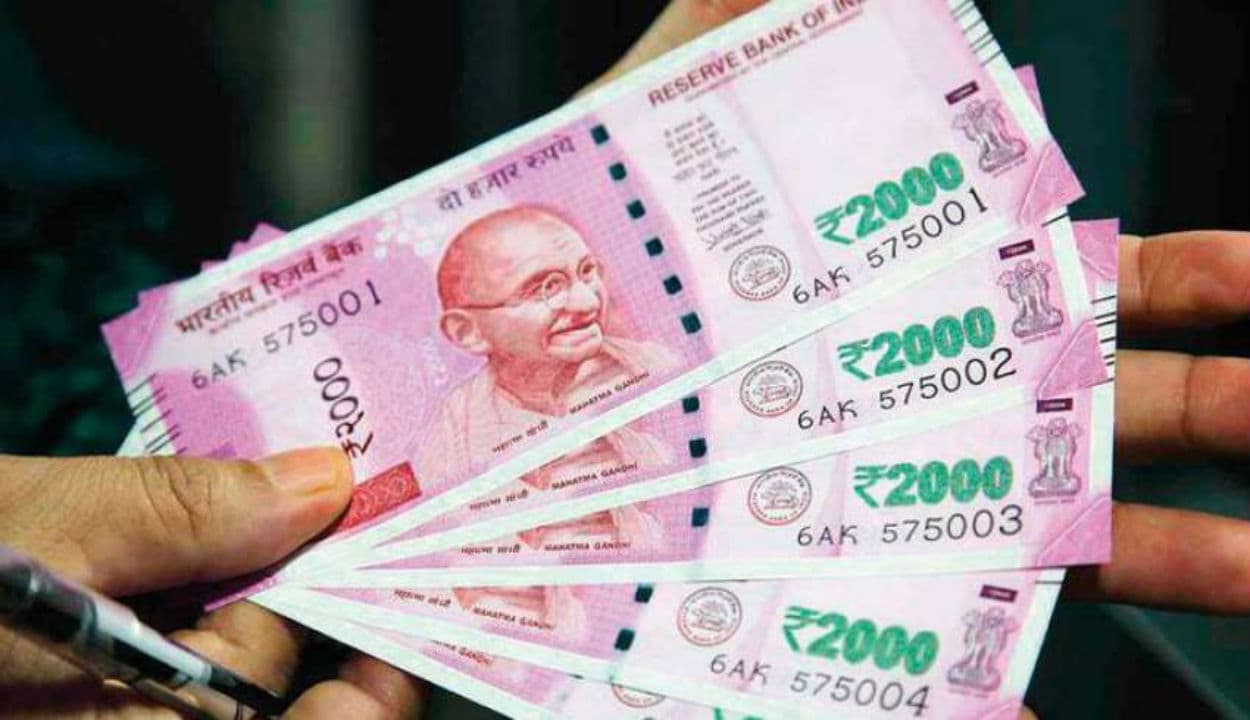 PFRDA ने अटल पेंशन योजना के ग्राहकों को दी बड़ी राहत, पूरी डिटेल जानने के लिए यहां करें क्लिक