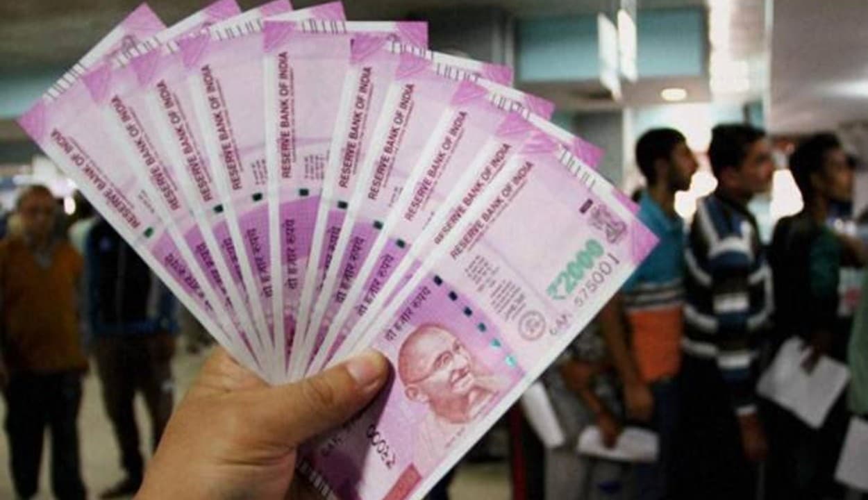 LIC के इस प्लान में सिर्फ 1 प्रीमियम जमा करने पर हर महीने पाई जा सकती है पेंशन, जानिए इसकी खासियत