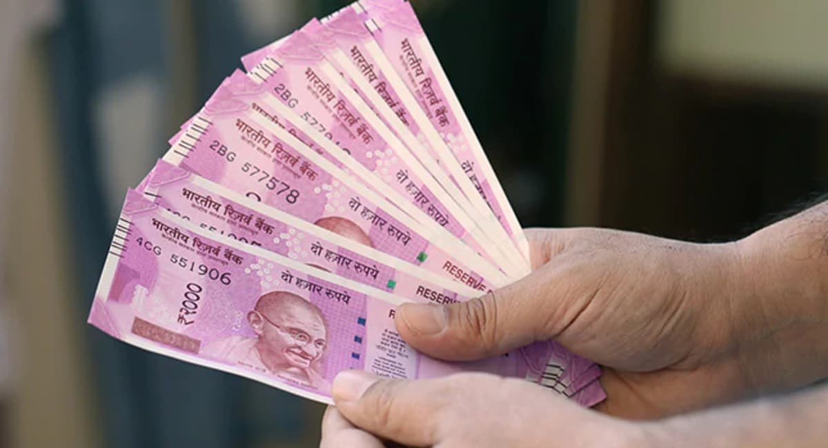 Post Office TD Scheme : पोस्ट ऑफिस की इस स्कीम पर एफडी के मुकाबले मिलता है बंपर ब्याज, ऐसे मिलेगा लाभ