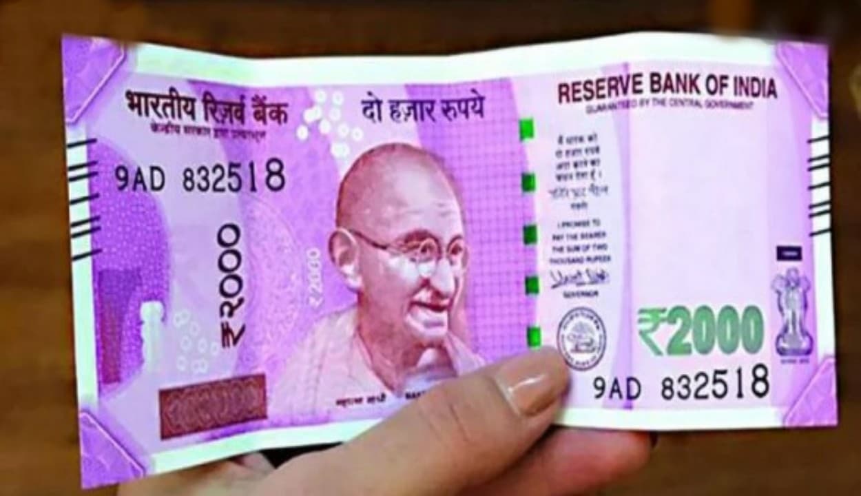 एनपीएस का स्पेशल अकाउंट खुलवाकर पत्नी को नए साल का गिफ्ट दे सकते हैं, हर महीने 45,000 रुपये की कमाई होगी