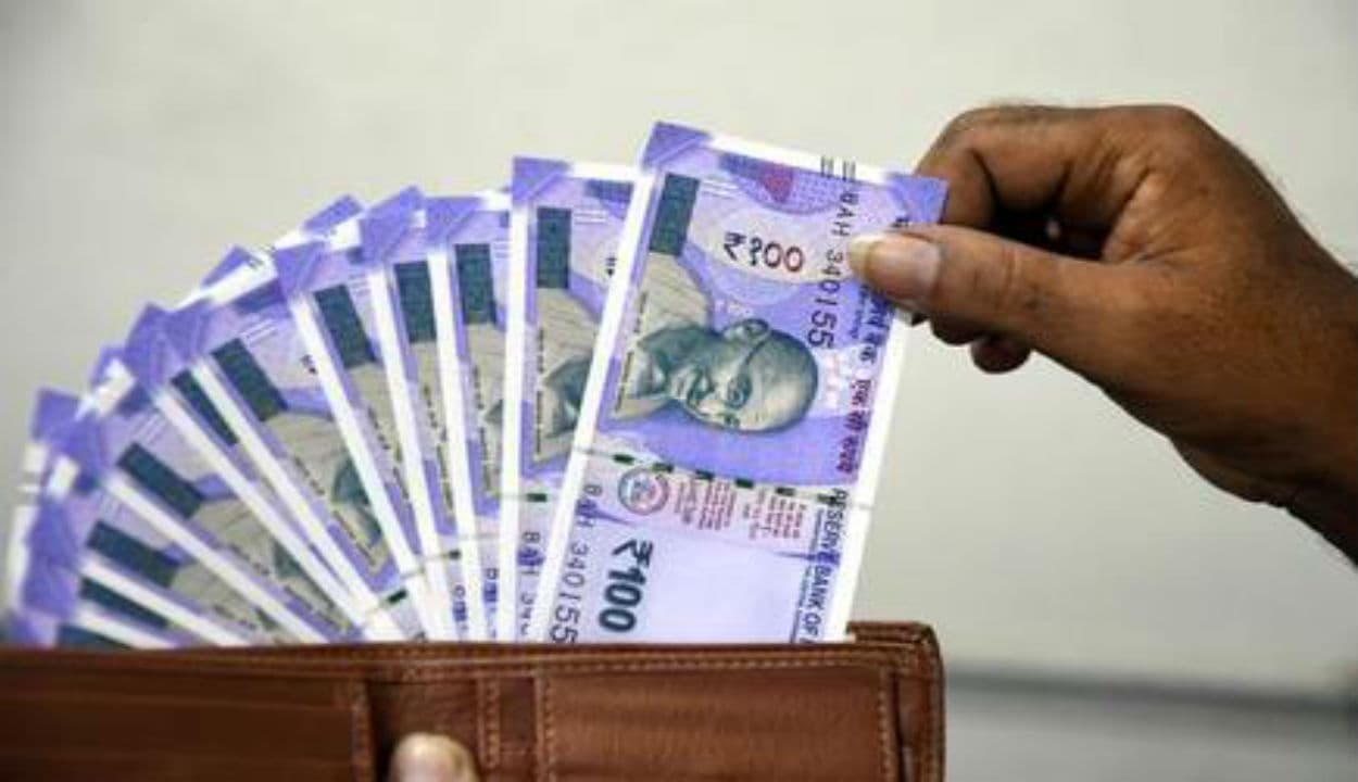7th Pay Commission: केंद्रीय कर्मचारियों को रूका हुआ डीए कब से मिलेगा मई के अंतिम सप्ताह में लिया जायेगा ये बड़ा फैसला...