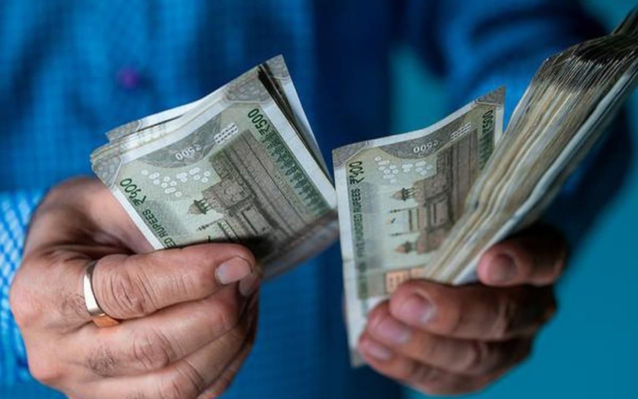 आर्थिक सर्वेक्षण : बिहार में एक तिहाई से अधिक परिवार की मासिक आय 6000 से भी कम, जानें किस वर्ग की कितनी कमाई
