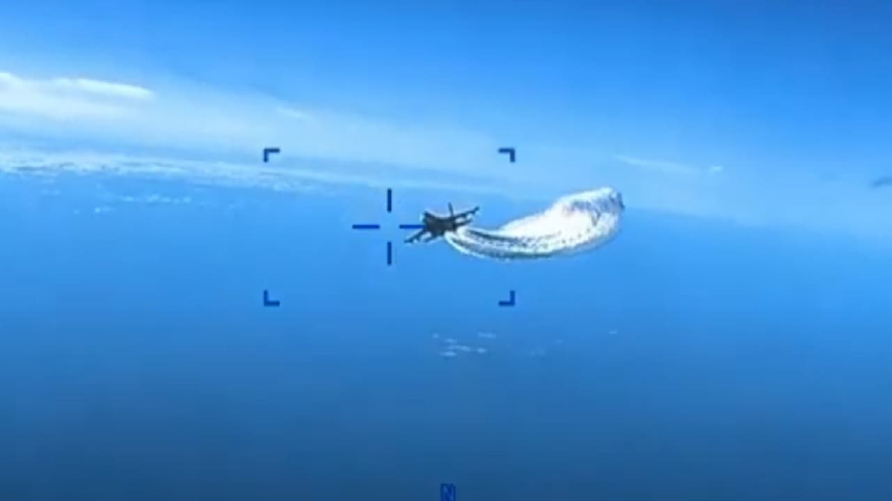 US मिलिट्री ने रूसी जेट से ड्रोन के टकराने वाला वीडियो जारी किया, घटना के बाद से अमेरिका-रूस में जबरदस्त तनाव