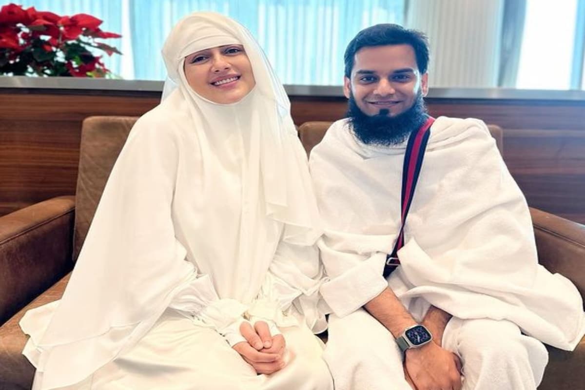 Sana Khan ने बेटे को दिया जन्म, खूबसूरत वीडियो शेयर कर ऊपर वाले का किया शुक्रिया, देखें VIDEO