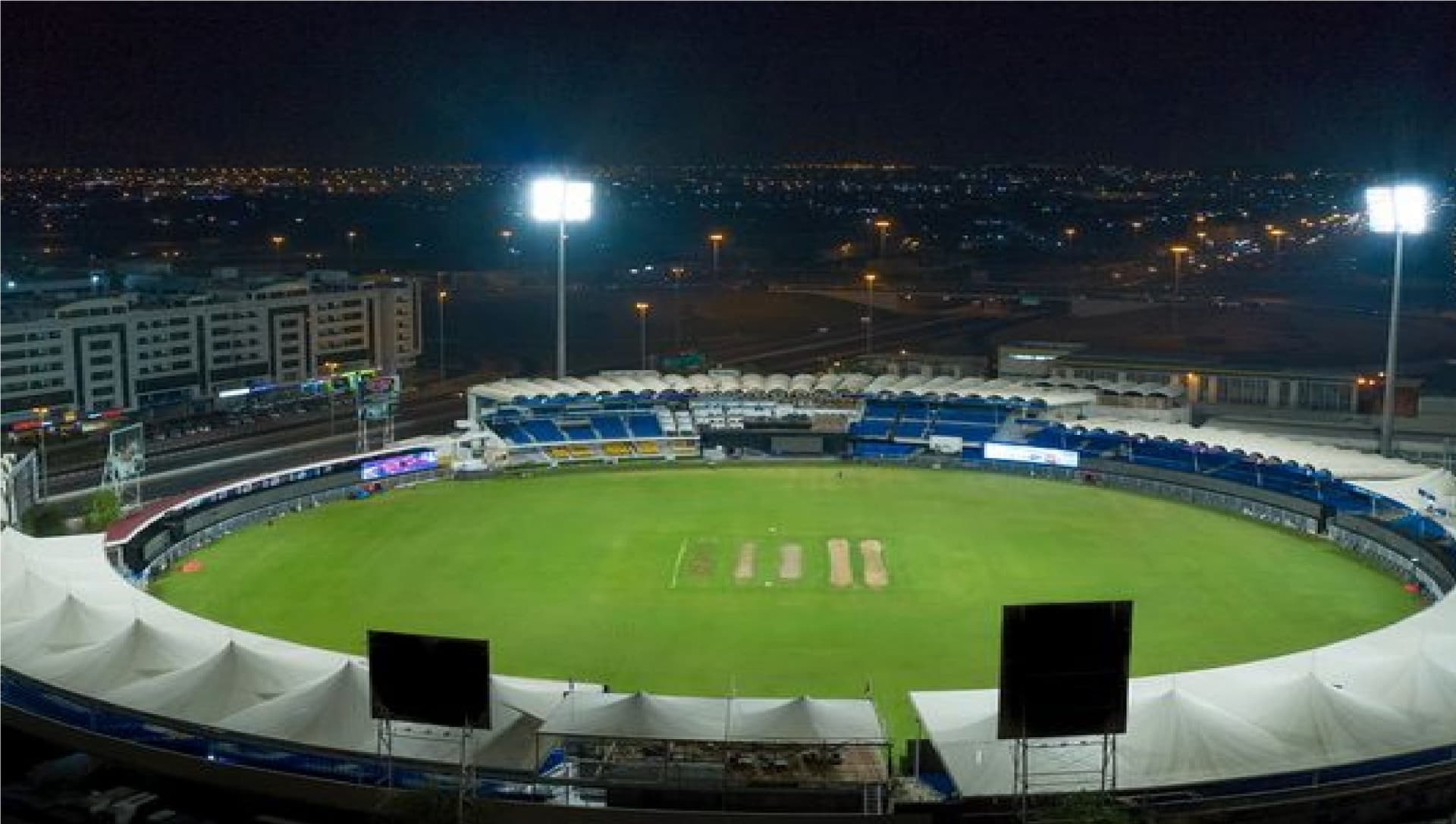 CSK vs RR Latest Update : शारजाह में स्पिनरों का रहा है दबदबा, टॉस जीतने वाली टीम सबसे अधिक बार जीती, देखें रिकॉर्ड