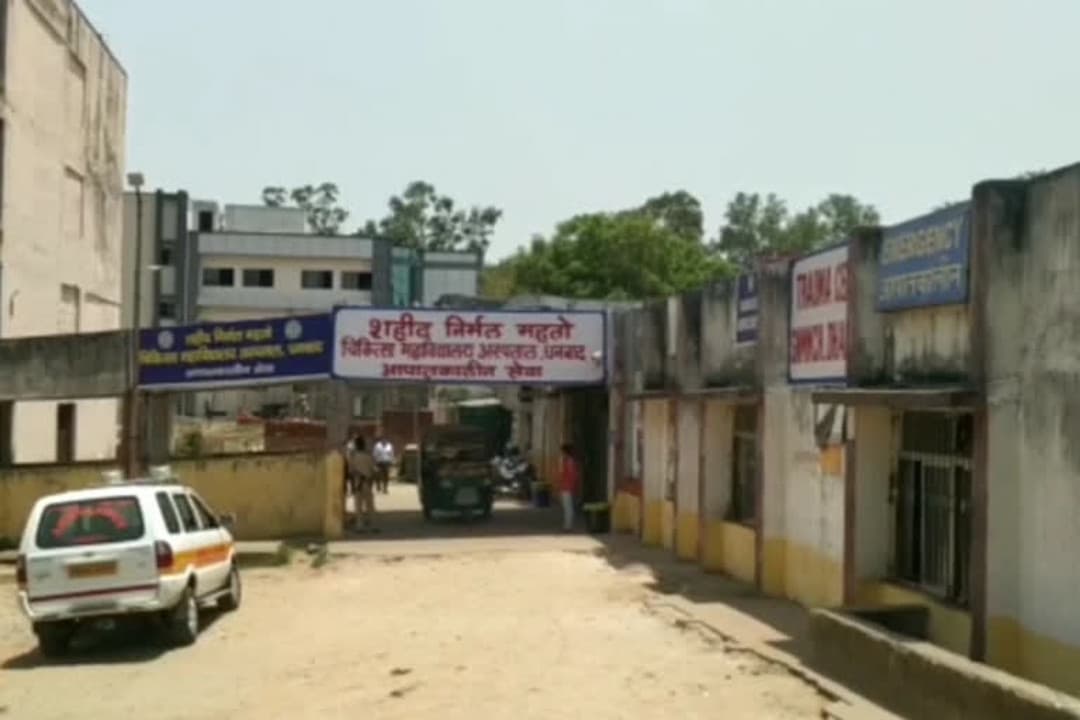 झारखंड के एक और बड़े हॉस्पिटल SNMMCH पर भी ध्यान दें स्वास्थ्य मंत्री और सचिव, 13 साल से सीटी स्कैन मशीन कमरे में है बंद, कई समस्याएं आज भी बरकरार