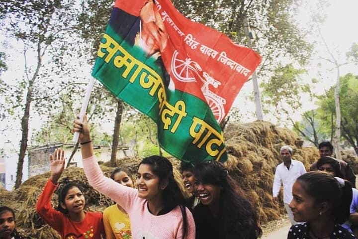 Bareilly News: सपाइयों में मचा घमासान, संचालक जिला सचिव को फोन पर मिली धमकी, लखनऊ तक पहुंची शिकायत