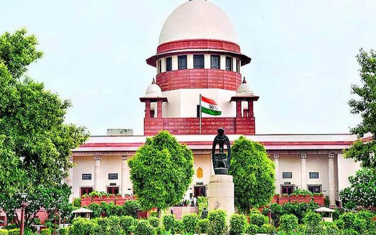 Abortion: मेडिकल टर्मिनेशन ऑफ प्रेग्नेंसी एक्ट के खिलाफ याचिका पर SC ने केंद्र को जारी किया नोटिस