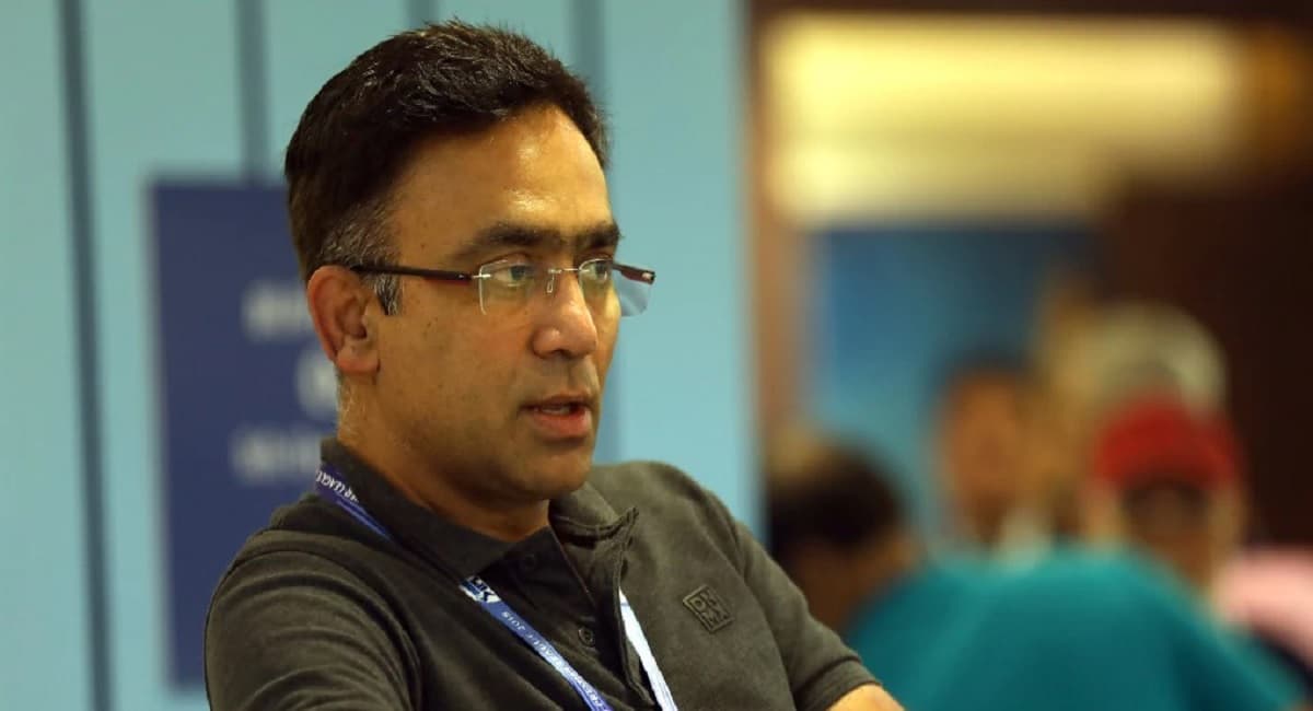 Virat Kohli Captaincy: विराट कोहली को वनडे टीम की कप्तानी से क्यों हटाया गया ? सबा करीम ने किया बड़ा खुलासा