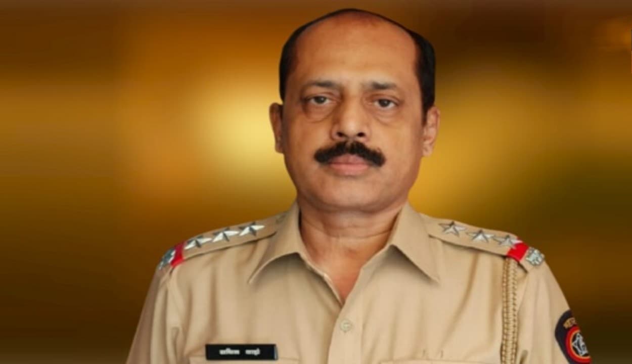 सचिन वाजे पर लटक रही है बर्खास्तगी की तलवार, मुंबई पुलिस ने शुरू की प्रक्रिया