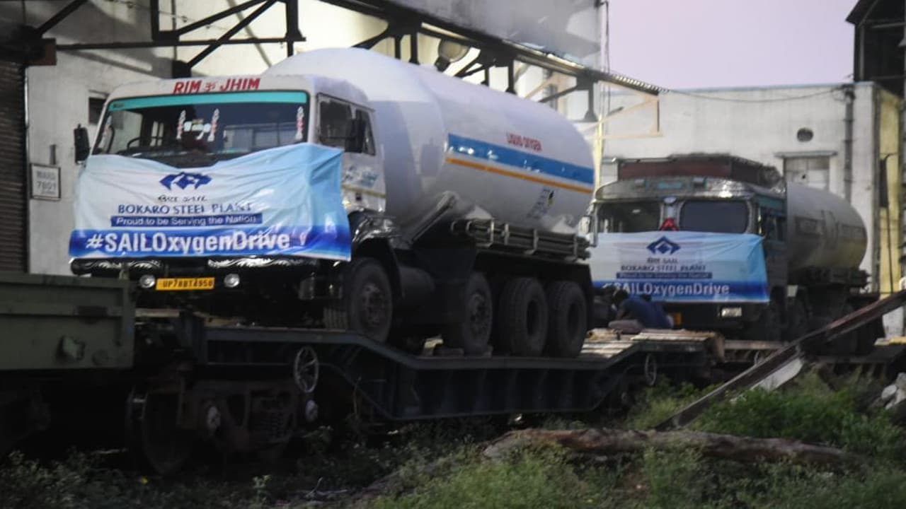 देश के 15 राज्यों में पहुंच रही ऑक्सीजन एक्सप्रेस, हर दिन 1100 मीट्रिक टन से भी अधिक लिक्विड मेडिकल ऑक्सीजन की आपूर्ति कर रहा सेल