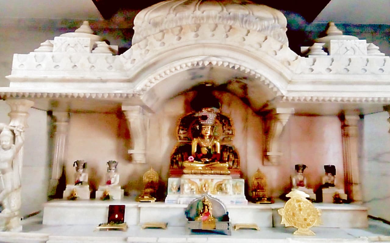 महावीर जयंती : बोकारो में जैन धर्म के 24 तीर्थंकरों में एक संभवनाथ का मंदिर, लोगों की आस्था का है केंद्र