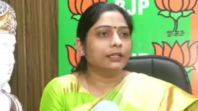 पिता स्वामी प्रसाद पर हमले के बाद विद्रोह पर उतारू संघमित्रा, बताएंगी क्या होती है राजनीति, करेंगी खुलासे